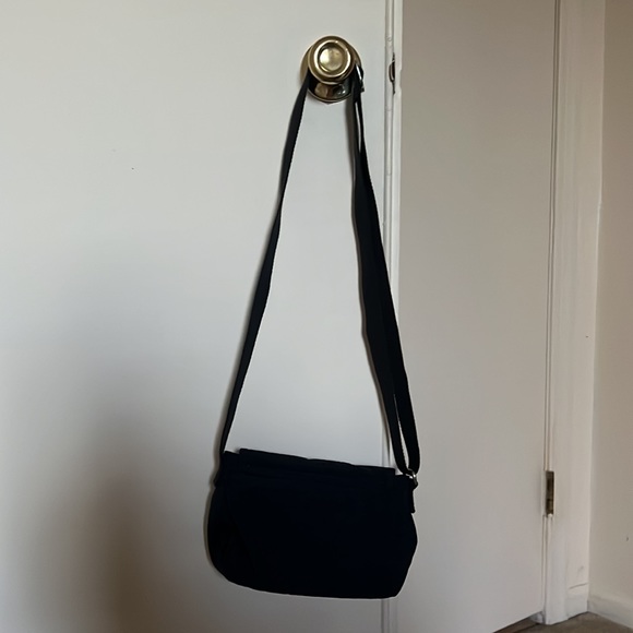Kipling Sabian Mini Crossbody Bag in Navy(No 🙉 Fob) - Picture 5 of 12